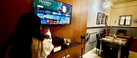 Apartment, 1 Bedroom, Accessible, Smoking | Room amenity