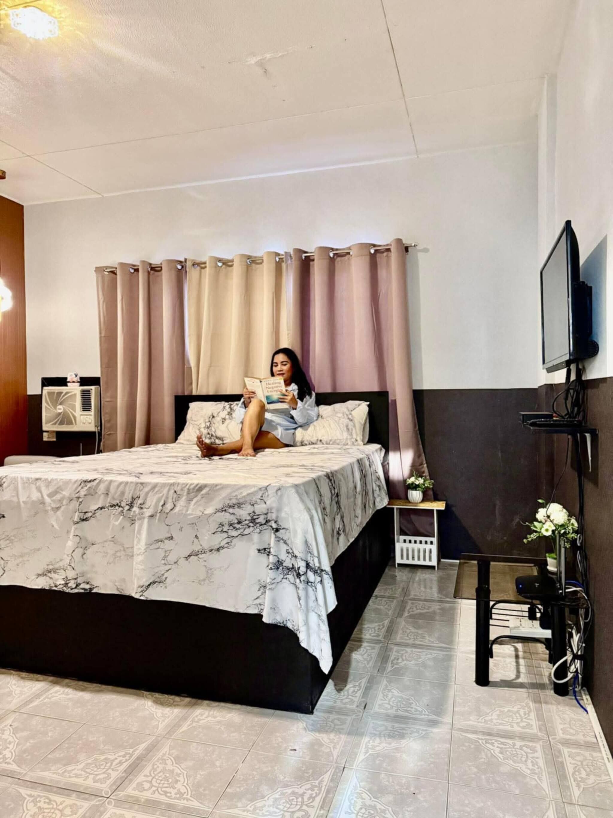 Apartment, 1 Bedroom, Accessible, Smoking | 2 bedrooms