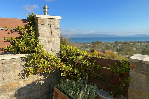Panorama Village House