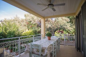 House | 3 bedrooms, desk - Lefkada Summer House Near the Beach (Lefkada)