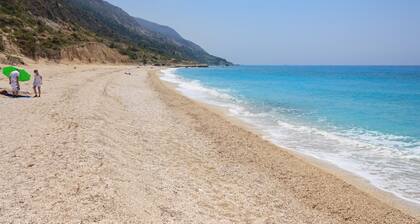 Orestis Stone Apartment for 2 With Garden