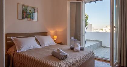 Naousa Central House Paros