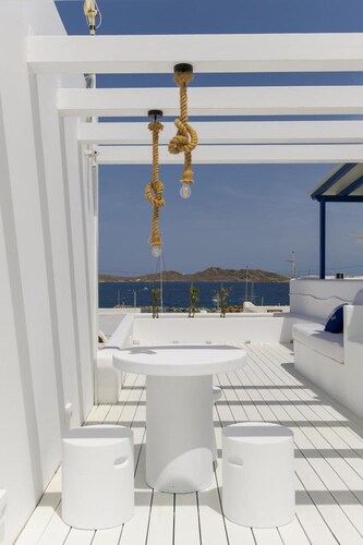 Maria Sea View Apartment Naousa