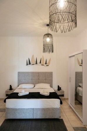 Apartment | 5 bedrooms, desk - Villa Franca Ideal for Wedding Parties (Paros)