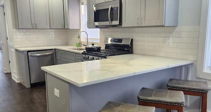 Quiet 3-bedroom house in amazing Chicago with WiFi & AC. Near Everything!!