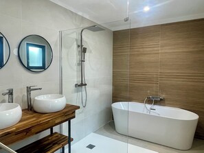 Een douche, een haardroger