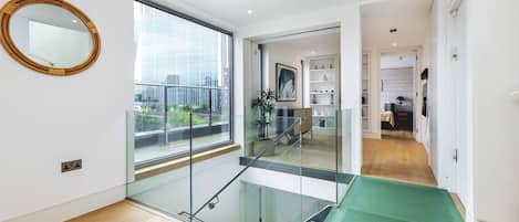 Penthouse, ban công, quang cảnh thành phố | Sơ đồ bố cục