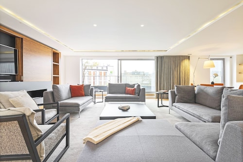 Accomodo London Waterloo - Luxury & Spacious Triplex Penthouse on Southbank