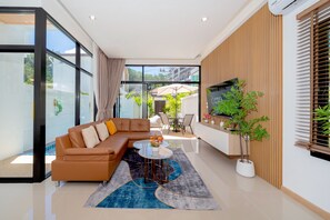 Deluxe Villa, 3 Bedrooms, Private Pool | Living area | 43-inch LCD TV with digital channels - Goldena Twin Kamala (Kamala)