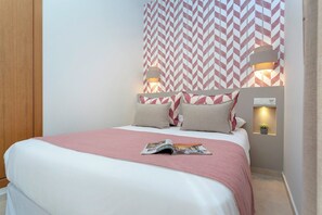 Apartment (2 Bedrooms) | 2 bedrooms, iron/ironing board, free WiFi, bed sheets