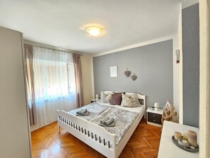2 bedrooms, WiFi