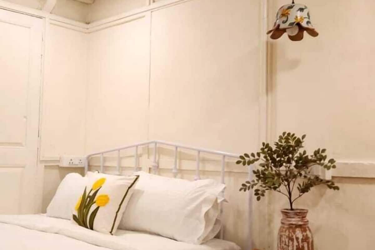 Deluxe Double Room | Egyptian cotton sheets, premium bedding, down comforters