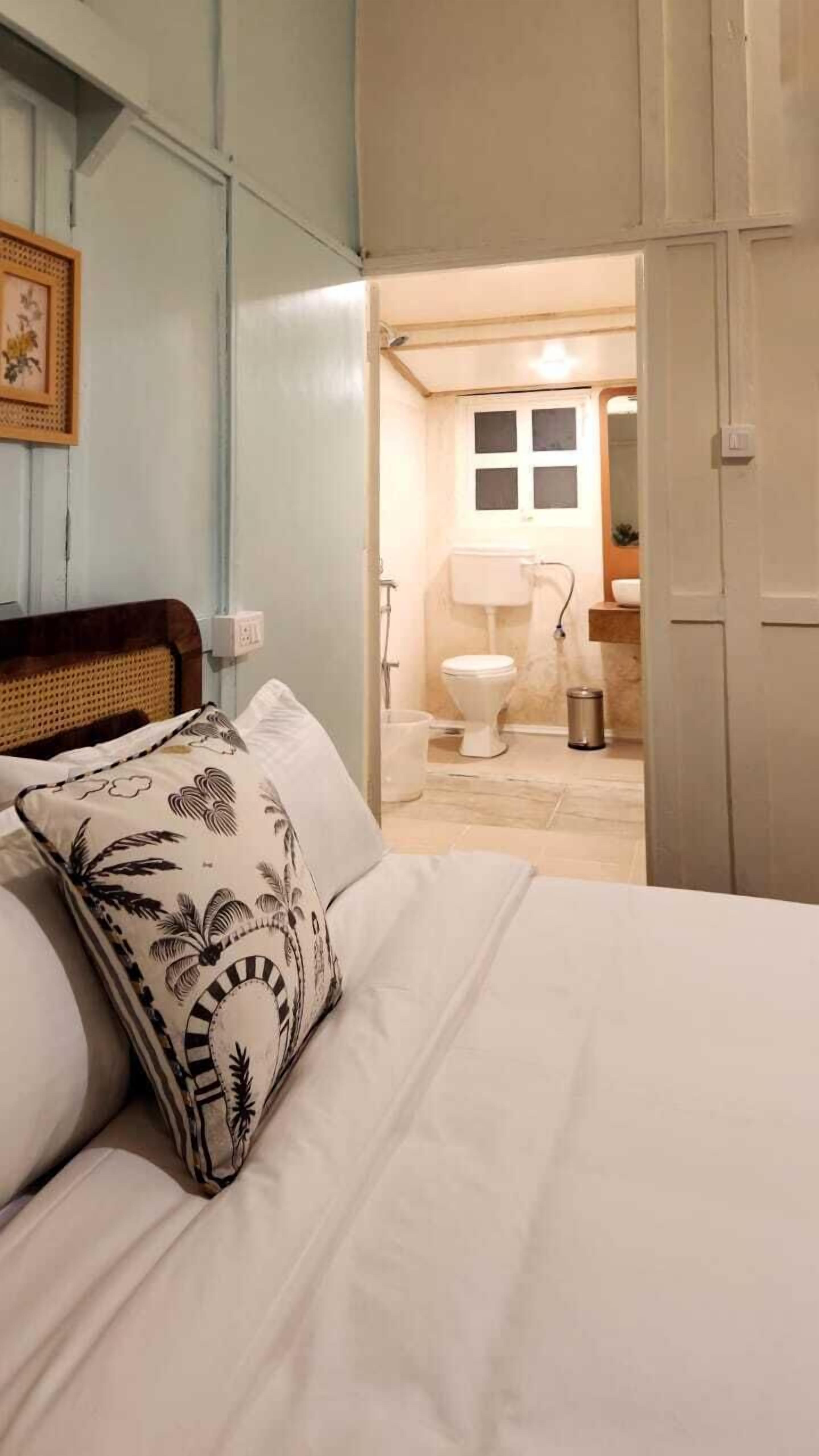 Premium Double Room | Egyptian cotton sheets, premium bedding, down comforters