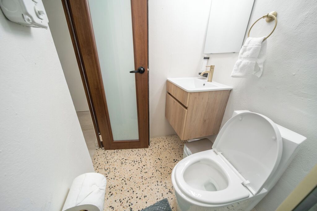 Photo - Room 11 Balcony Bliss in Creative Santurce