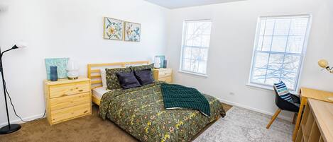 5 bedrooms, free WiFi, bed sheets