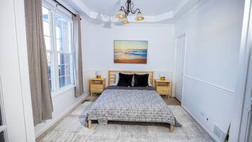 5 bedrooms, free WiFi, bed sheets