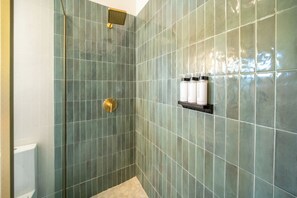 Habitación Premium doble, 1 cama de matrimonio grande | Baño