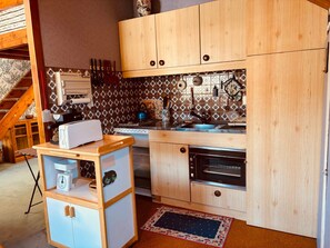 Kühlschrank, Geschirrspüler