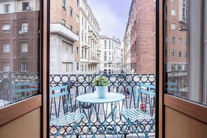 View from property - Captivating flat near City Centre (Milan)
