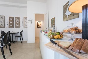 Petit déjeuner buffet compris tous les jours