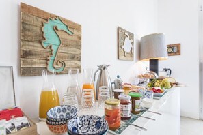 Petit déjeuner buffet compris tous les jours