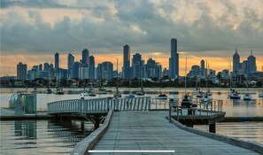 Marina - Large Bedroom with Courtyard Near St Kilda Beach (St Kilda)