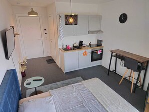 Bügeleisen/Bügelbrett, WLAN, Bettwäsche