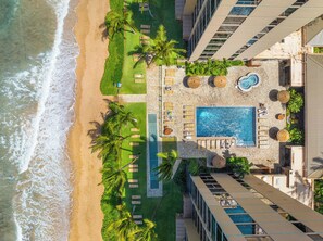 Pool - Stunning Ninth-Floor Studio with Oceanfront Views (Lahaina)