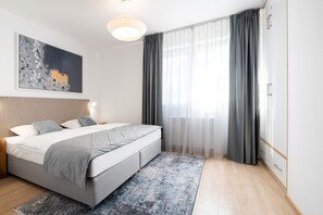 1 soverom, strykejern/-brett, reiseseng for barn og wi-fi (inkludert)