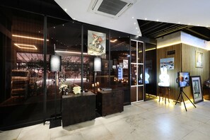 Reception - Dongdaemun Bellus Hotel (Seoul)