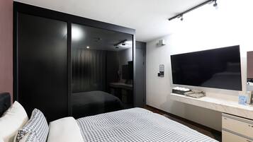 Quarto casal standard | Camas com colchões de espuma com sistema de memória, Wi-Fi de cortesia