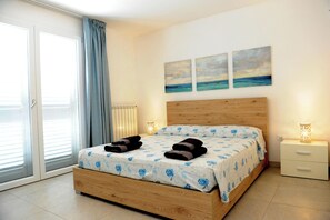 Family Villa, Multiple Bedrooms (Villa Vanissia With Garden And Sea) | 5 bedrooms, free WiFi, bed sheets - Complesso Villa Vanissia (Castrignano del Capo)