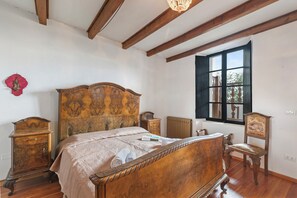 Standard House, Multiple Bedrooms (Teseo House | Lake View & Terrace) | 2 bedrooms, free WiFi, bed sheets - Teseo House Lake View & Terrace (Gardone Riviera)