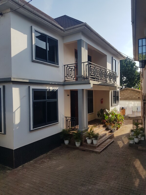 Exterior - MINACHAI HOUSE BNB (Arusha)