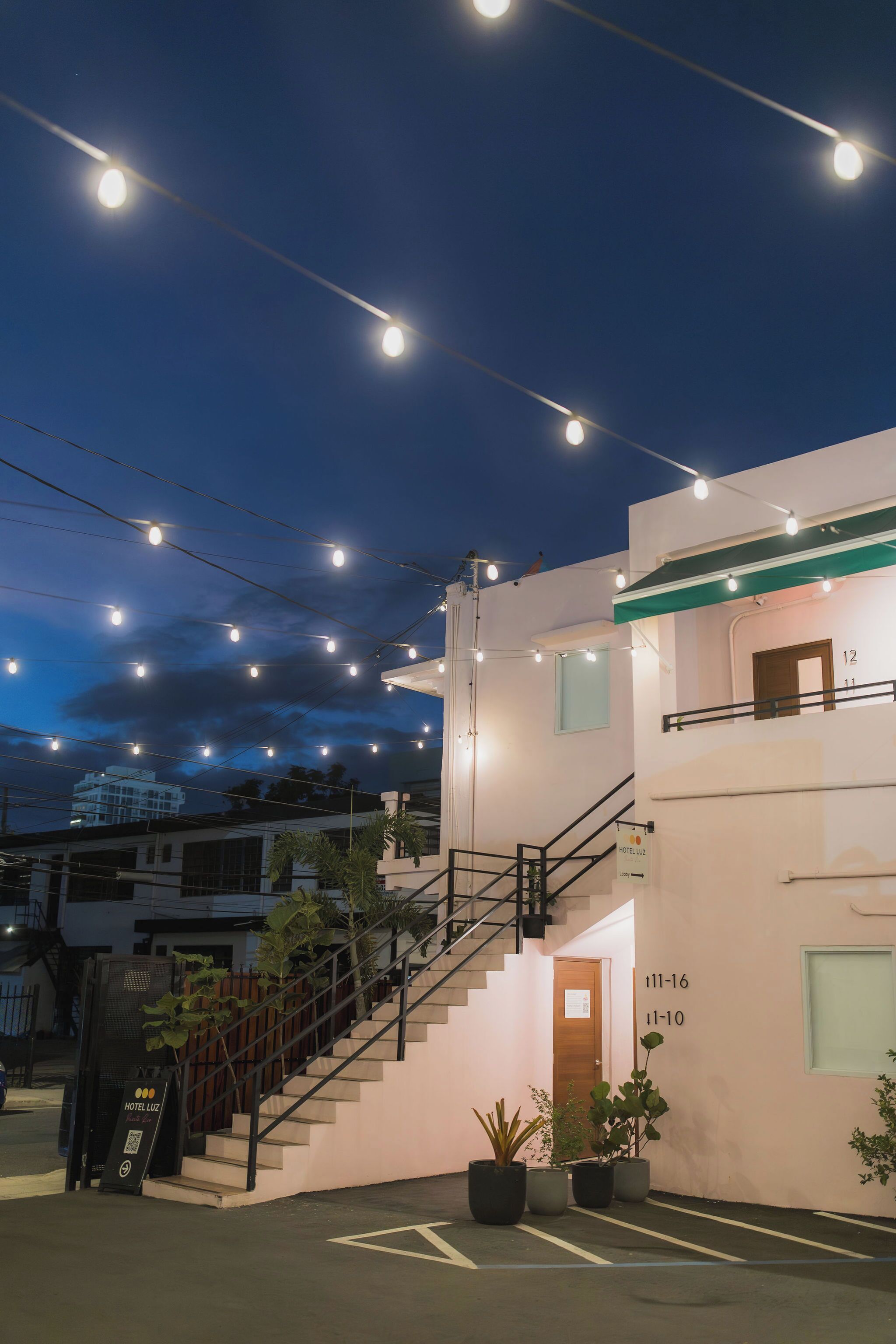 Photo - Room 2: Stylish Escape by Calle Cerra Art