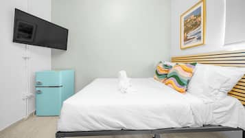Standard Double Room | Free WiFi