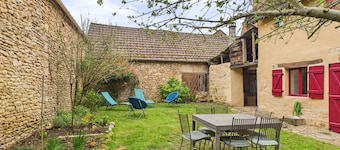 Charming stone house for 6 – Valojoulx