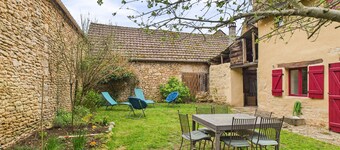 Charming stone house for 6 – Valojoulx