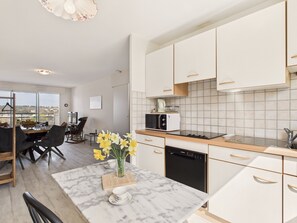 Fridge, microwave, dishwasher, coffee/tea maker