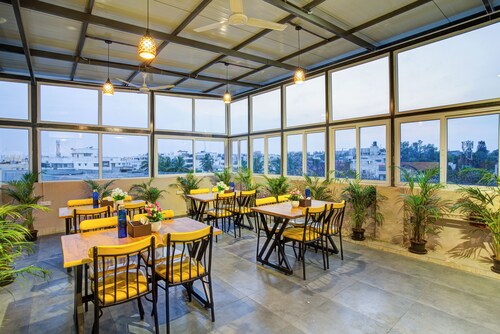 Open Hotel by Olive - Meet Me At