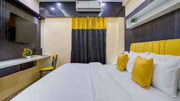 Deluxe Double Room, City View | Memory-foam beds, desk, laptop workspace, iron/ironing board