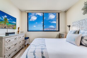 2 bedrooms, in-room safe, iron/ironing board, free WiFi - Gorgeous 5th Floor 2 Bedroom Condo. - Kihei Surfside #501 (Kihei, Maui)