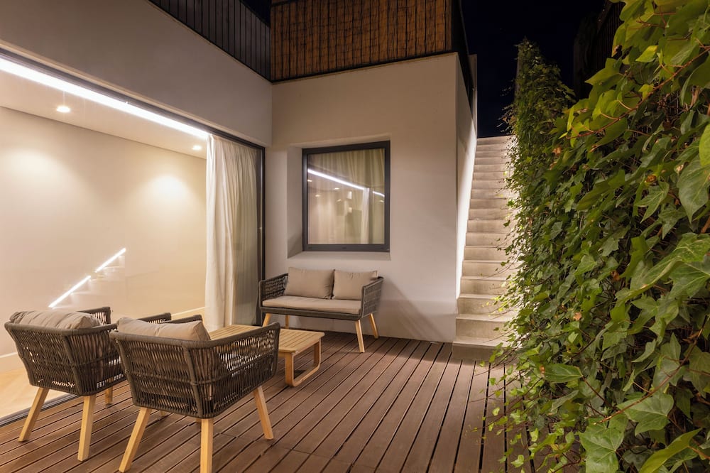 Pool Paradise Apartment C