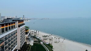 View from property - Alacarte Ha Long Bay By Azure (Bai Chay)