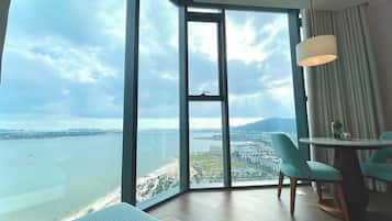 2 bedrooms, in-room safe, soundproofing, iron/ironing board