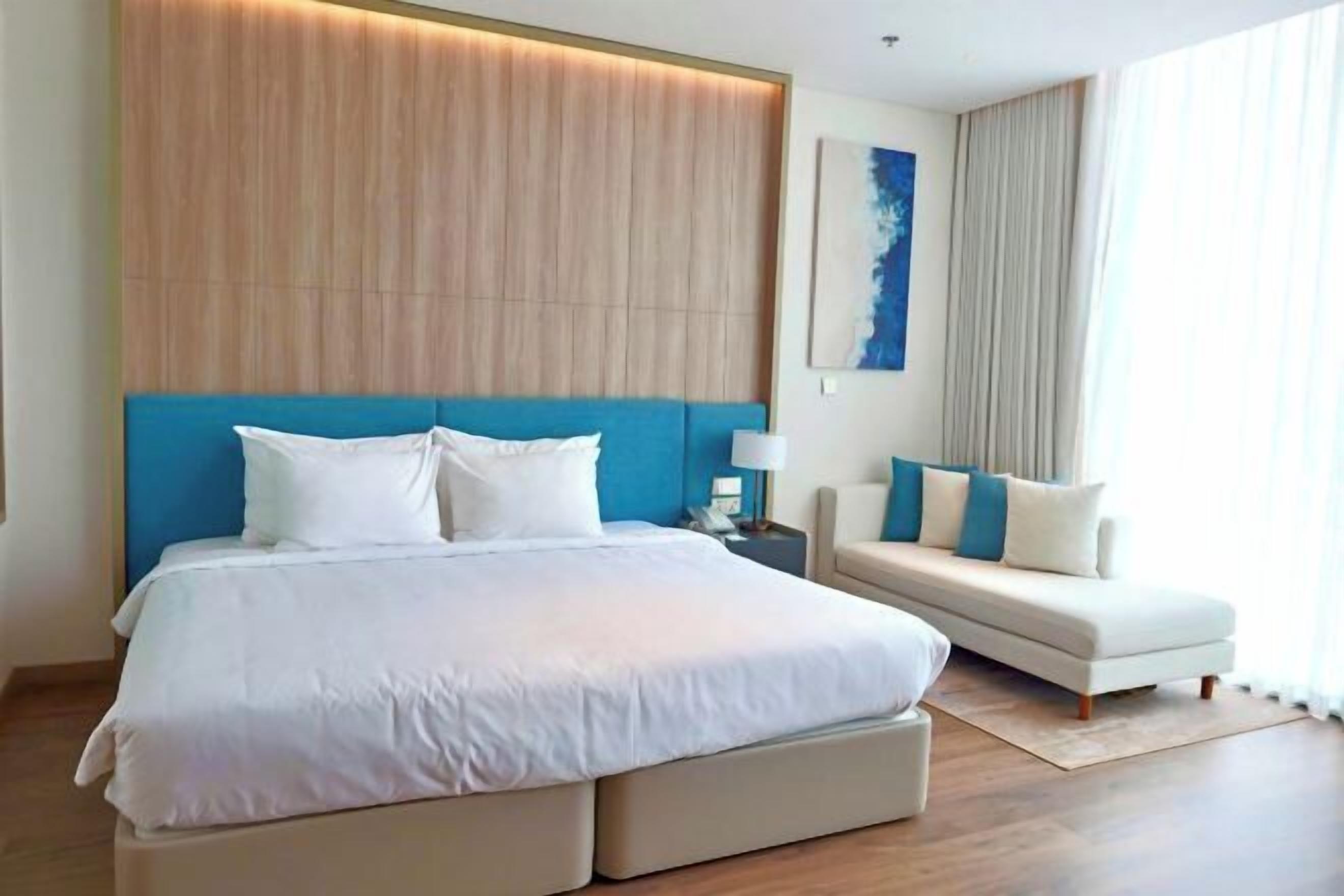 Caja de seguridad en la habitación y sistema de insonorización 