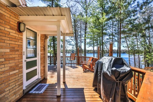 Stepaway Vacation Rentals-Uncle Bill's Lake House