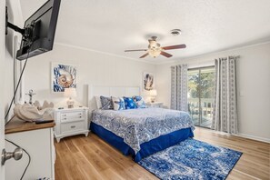 4 bedrooms, iron/ironing board, free WiFi, bed sheets