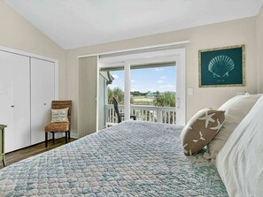 3 bedrooms, iron/ironing board, free WiFi, bed sheets - Bayfront Kontiki 602 (Rockport)