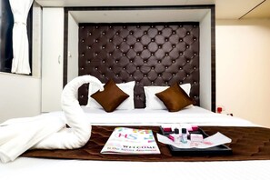 2 Schlafzimmer, Schreibtisch, Bügeleisen/Bügelbrett, WLAN